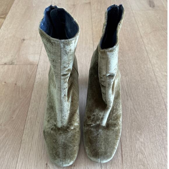 Sandro - Velvet Zip Back Ankle Boots in Olive Green - Picture 4 of 7